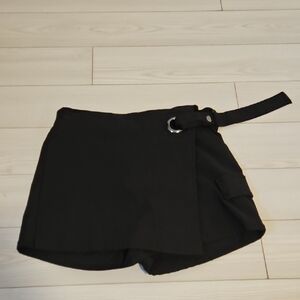 Womens Medium Black Mini Skort Skirt Short Garage NWOT